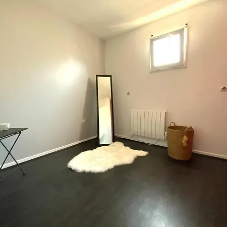 Appartement Idealement Situe Chez Camille *